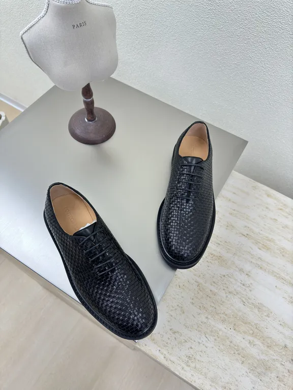 Bottega Veneta Shoe 